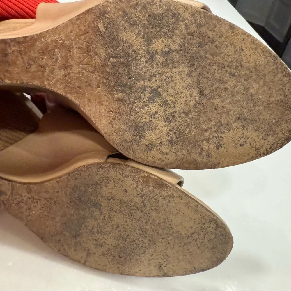 VINCE “Karen” Women’s Leather Wedge Sandals Tan Made In Italy Size 11